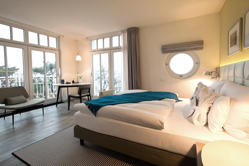 Hotel Am Meer & Spa Binz Ruang foto