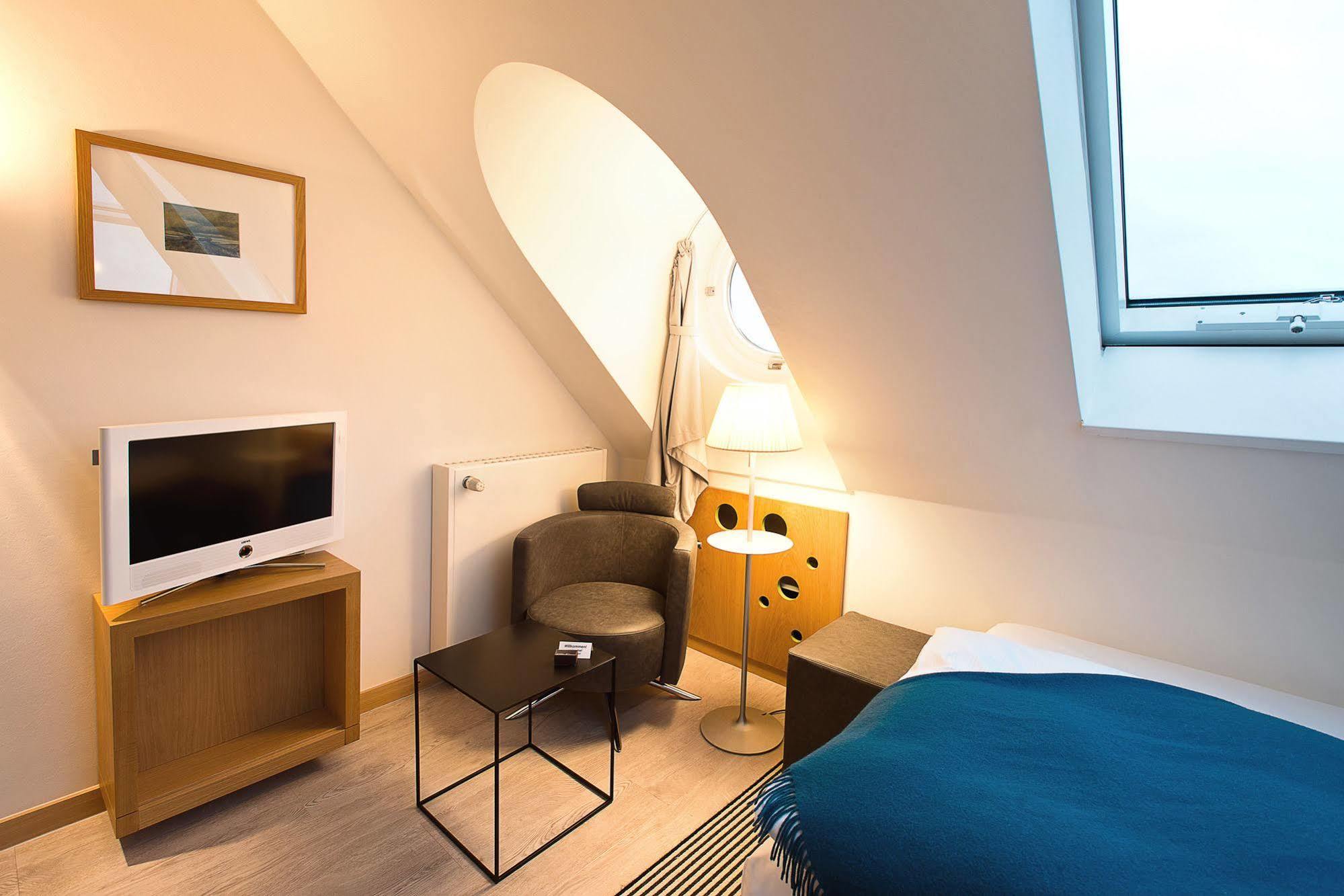 Hotel Am Meer & Spa Binz Bagian luar foto