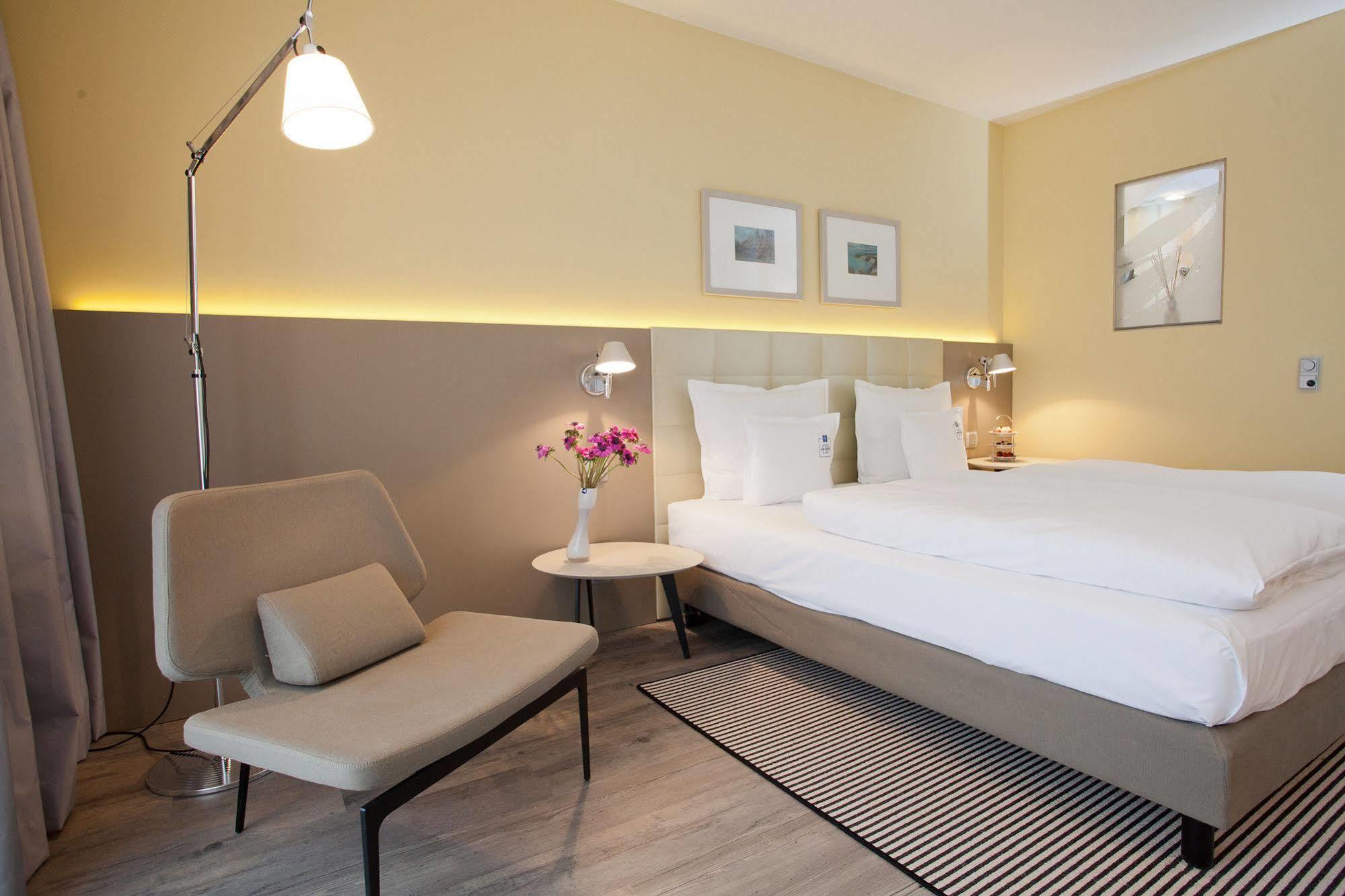 Hotel Am Meer & Spa Binz Bagian luar foto