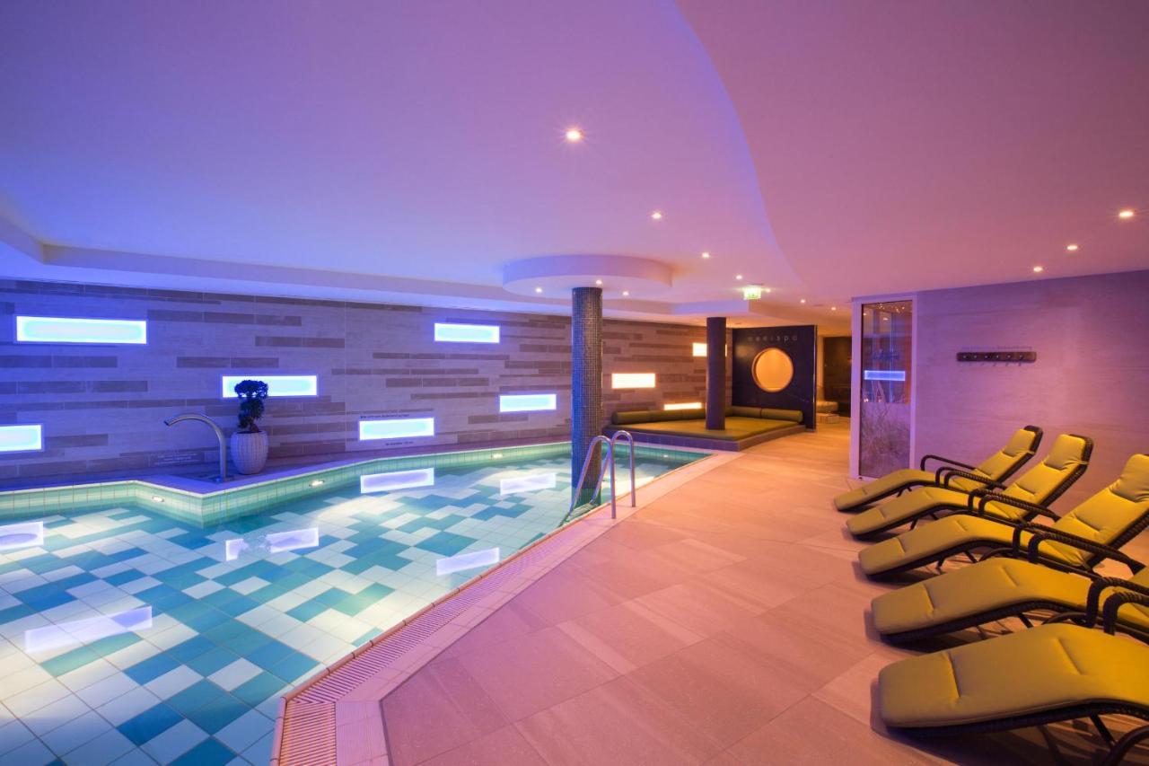 Hotel Am Meer & Spa Binz Bagian luar foto