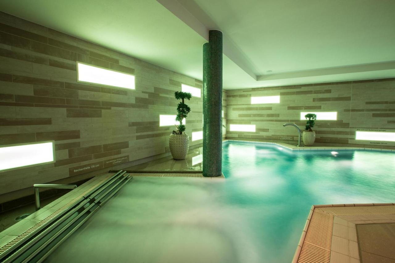Hotel Am Meer & Spa Binz Bagian luar foto
